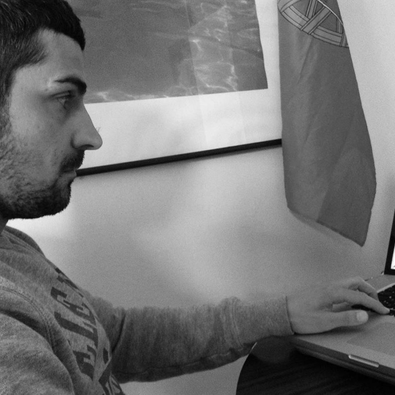 Graphic Designer, Illustratore, artista
Corso di Graphic Design