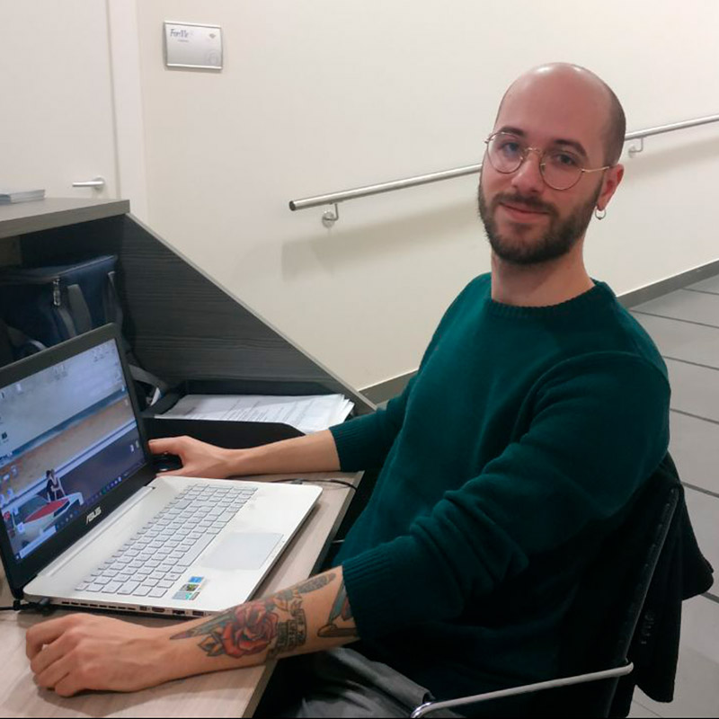 Graphic Designer
Corso di Graphic Design