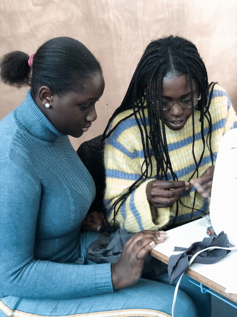Costruire un futuro migliore partendo dalla formazione, dall'artigianalità e dalla scoperta del proprio talento.
Il progetto 