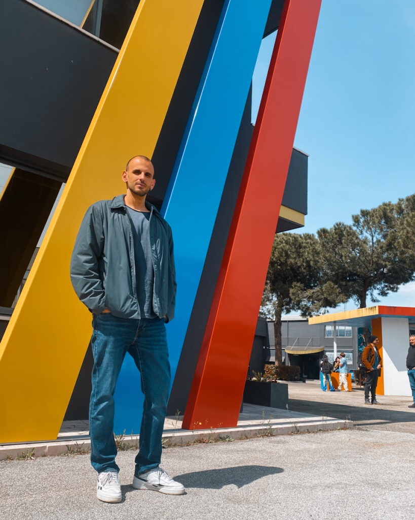 Eliano Serafini del collettivo Senza Bagno, con il seminario 